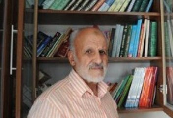 Шариғат факультетін 70 жасында тәмамдады