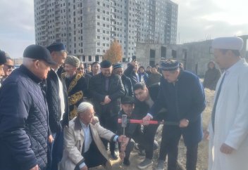 Ақтауда қыздар медресесі бой көтермек