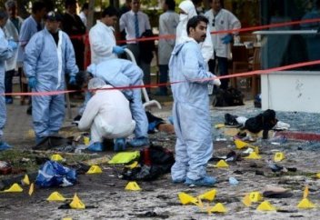 Түркиядағы лаңкестікті 18 жастағы бойжеткен жасады (видео)