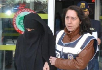 Турецкие власти начали облаву на ДАИШ повсеместно