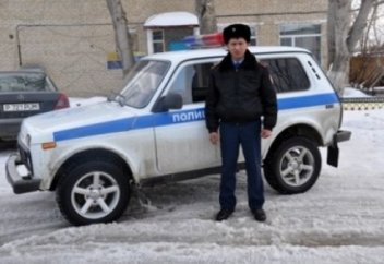 В Костанайской области полицейский спас семью от расправы в 4 часа утра