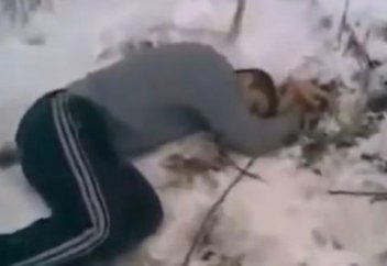 Разные: Московский чиновник, выбросивший таджикского дворника из окна, отпущен домой (ВИДЕО)