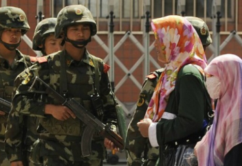 Канада парламенті 10 мың ұйғырды қабылдауға бірауыздан дауыс берді