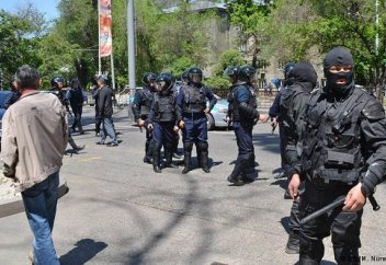 АҚТӨБЕДЕГІ ТЕРАКТ: ЖУРНАЛИСТЕР АСА ҚҰПИЯ ҚҰЖАТТАРДЫ ҚОЛҒА ТҮСІРДІ