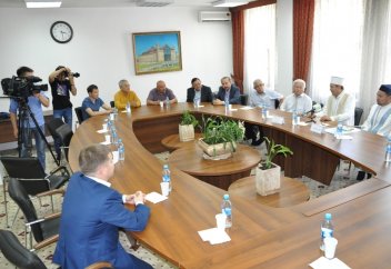 Бас мүфти Бас редакторларды қабылдады (ФОТО)