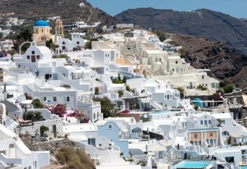 Көз қарықтыратын ақ шаңқан бояу күн сәулесінің 98 %-ын шағылыстырады