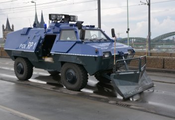 Закупку водомета для разгона толпы объяснили в полиции СКО