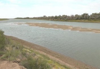 Жайықтың суы келмеске кетіп барады. "Арабтардың жасанды жауыны Жайықты құртқалы тұр"