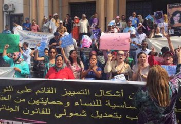 Облегающие юбки оправданы