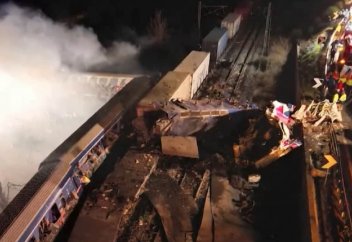 Катастрофа на железной дороге в Греции: появились новые кадры (видео)