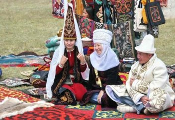 Шетелдегі қазақтардың саны 8 миллионға жуықтады