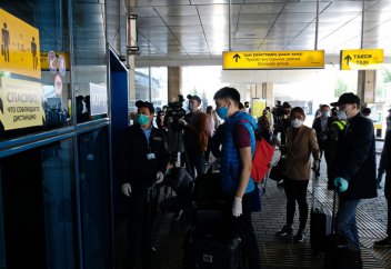 Дети туристов будут летать по Казахстану бесплатно