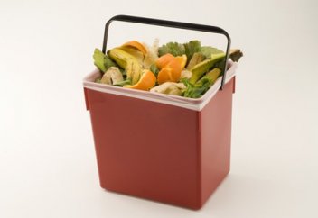 Дүкендерге мерзімі өткен азық-түлікті мұқтаждарға беруді міндеттейді