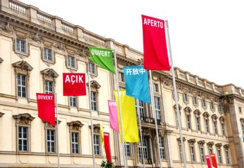 Инфографика: самые распространенные языки мира в 1996 и 2025 годах