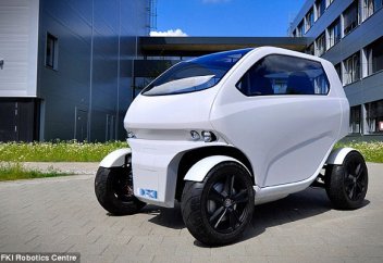 Германияда екі жақ жанына жүре алатын көлік шығарылды