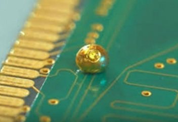 Как добыть золото из старого компьютера (видео)