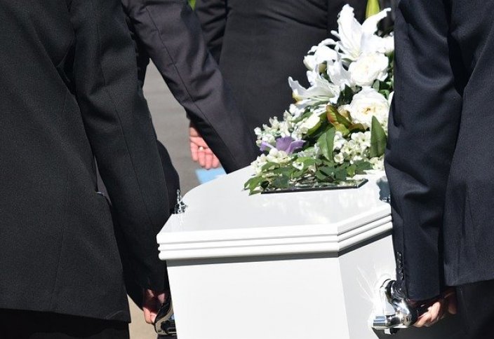 В Китае хотят напечатать ЗD-копию лица умершей девушки, чтобы провести похороны