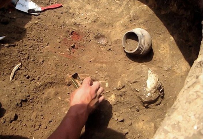 «Черные» археологи едва не вывезли из Египта 500 ценных артефактов