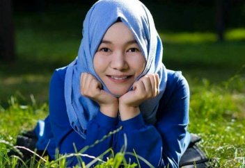 Ата-ананың рұқсатынсыз хижаб (кимешек) киюге бола ма?