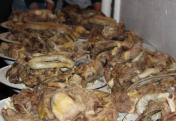 Ханафи мәзһабында жылқы еті харам ба?