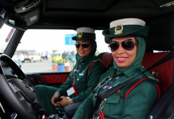 Қай мұсылман елінде полиция әйелдердің қарасы көп?