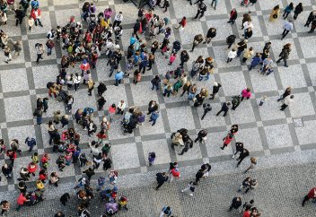 Как помочь людям с трудоустройством в течение всей жизни