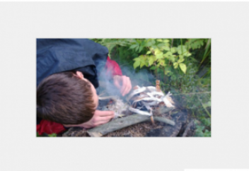 Как одной спичкой разжечь костёр даже из мокрых дров