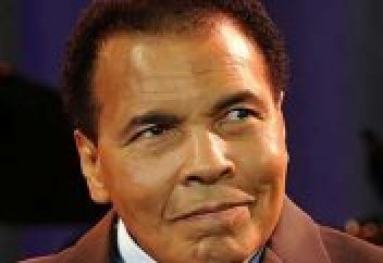 Мохаммед Али находится в тяжелом состоянии