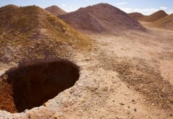 Туристер Кубер-Педидегі шұңқырда не барын көргенде есінен танып қала жаздады (ФОТО)