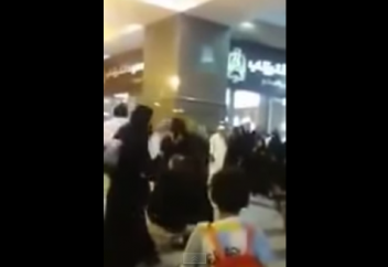 Төбелескен тіленшілерге қажы әйелдер ара түсті (видео)