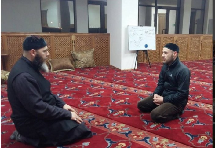 Русские едут в Чечню, чтобы принять ислам