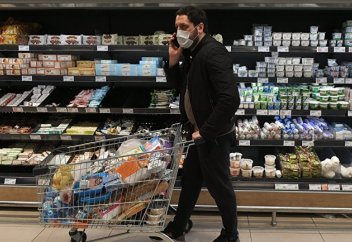 Корреспондент (Украина): нужно ли дезинфицировать покупки из супермаркета