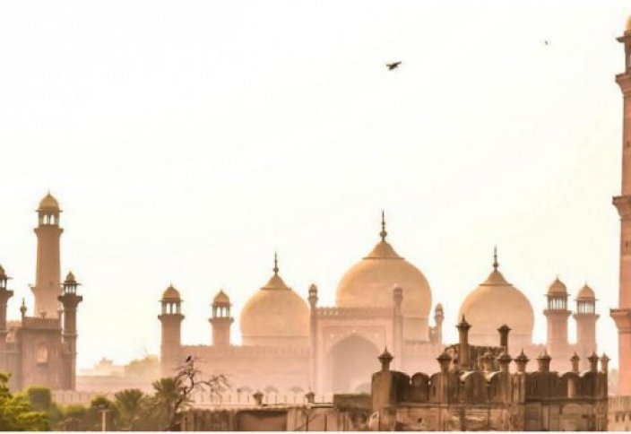 10 мечетей, которые перенесут вас в прошлое (фото+видео)