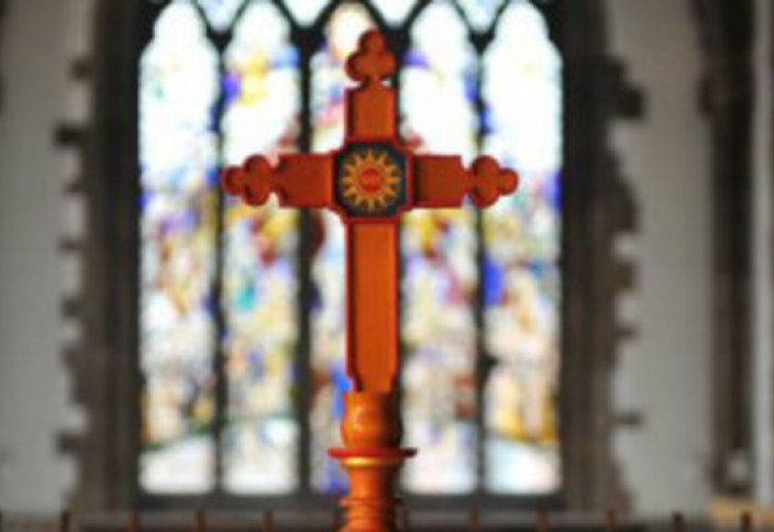 Церковь Англии согласилась благословлять однополые пары