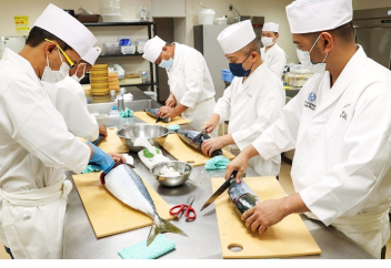 Япония разрешит иностранцам оказывать услуги по уходу на дому