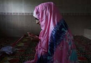 Певица расплакалась, рассказывая о своем покаянии. Шейх: «Я завидую тебе» (ВИДЕО)