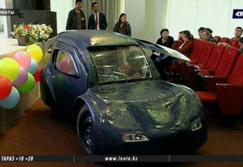 Алматылық студенттер электромобиль құрастырып шығарды