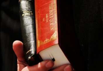 Христиан ұстаз 50 жыл бойы Құран мен Інжілді қатар оқытып келген