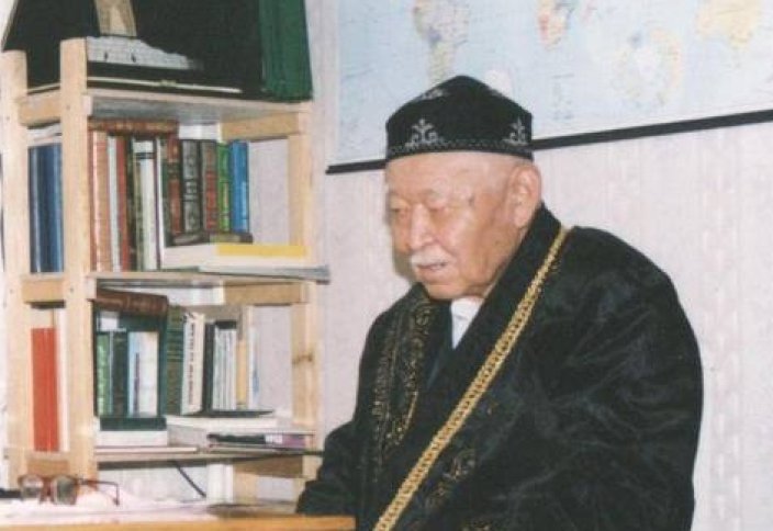 Халифа Ғакибұлы Алтай өмірбаяны