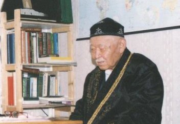 Халифа Ғакибұлы Алтай өмірбаяны