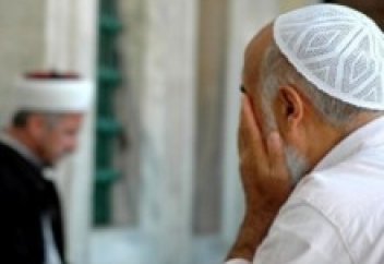 Дұғадан соң бет сипау дұрыс па?