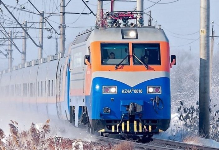 РАМАЗАН АЙЫНДА ПОЙЫЗДАРДАҒЫ ВАГОН-РЕСТОРАНДАР АРНАЙЫ КЕСТЕ БОЙЫНША ҚЫЗМЕТ КӨРСЕТЕДІ