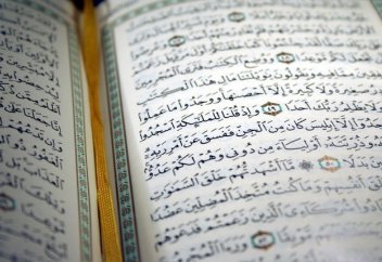 Хафизы, не знающие арабского языка, все равно постигают грамматику