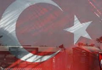 Самой высокой женщиной мира стала жительница Турции (фото+видео)