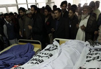 Террористер 500 баланы кепілдікке алды