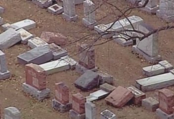 Мусульмане передали иудеям $ 140 тыс.