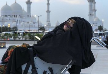 Мусульманка вышла из комы спустя 30 лет