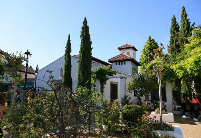 Жители Гранады возвращаются в ислам. Положение мусульман Испании