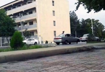 Азық сатып алғаны үшін айыппұл салып жатыр