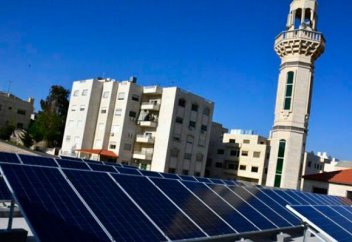 Иордания мешіттері күннен қуат алады